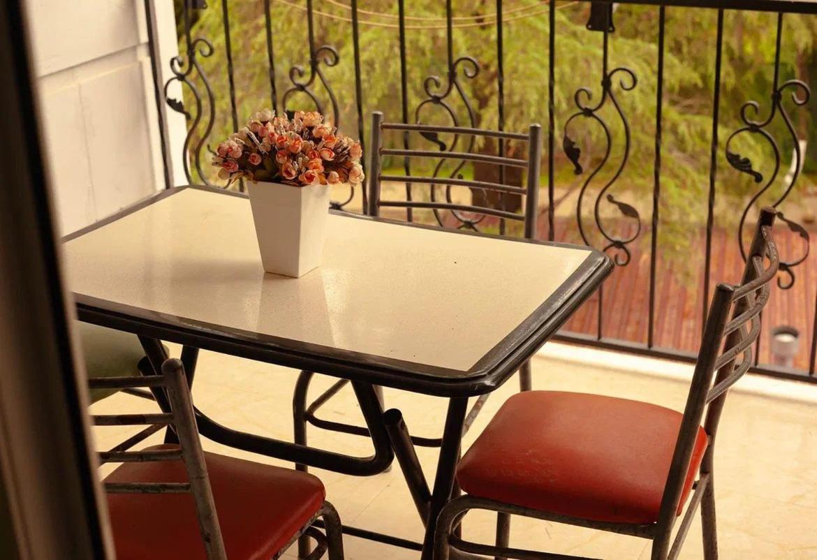 Golden Fleece Hotel Уреки Екстериор снимка