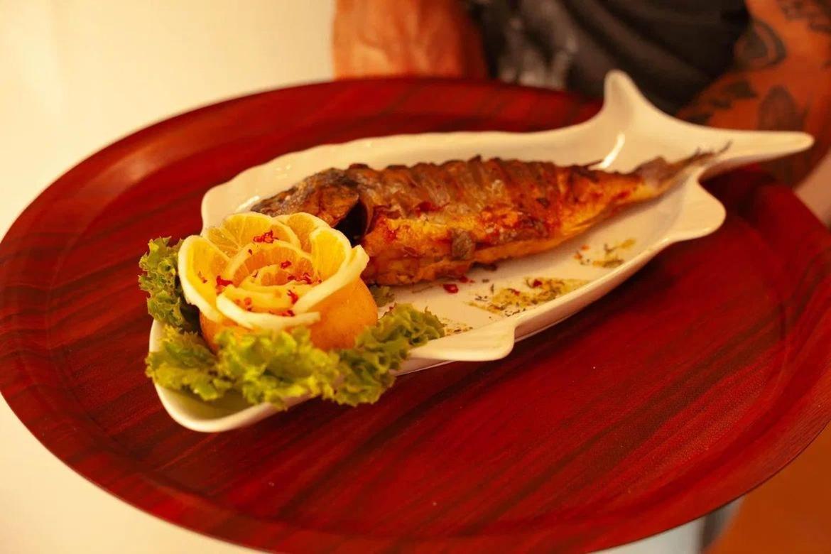 Golden Fleece Hotel Уреки Екстериор снимка