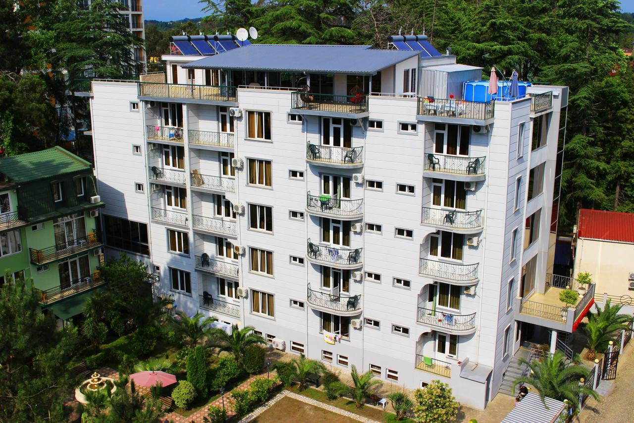Golden Fleece Hotel Уреки Екстериор снимка
